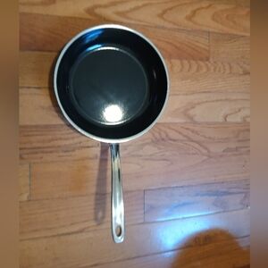 Stainless Steel Frying Pan with Black Interior Allclad Fusiontec.